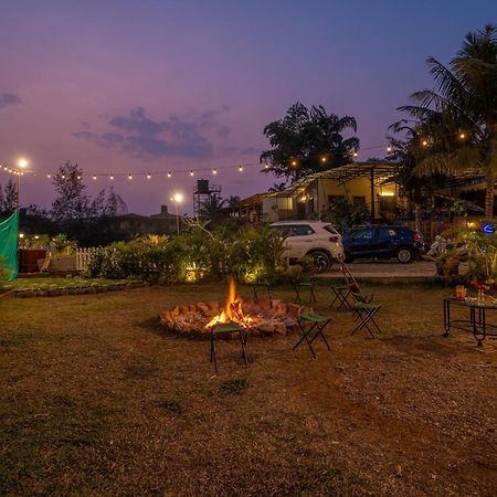 Boxtel Lonavala Hostel Ngoại thất bức ảnh