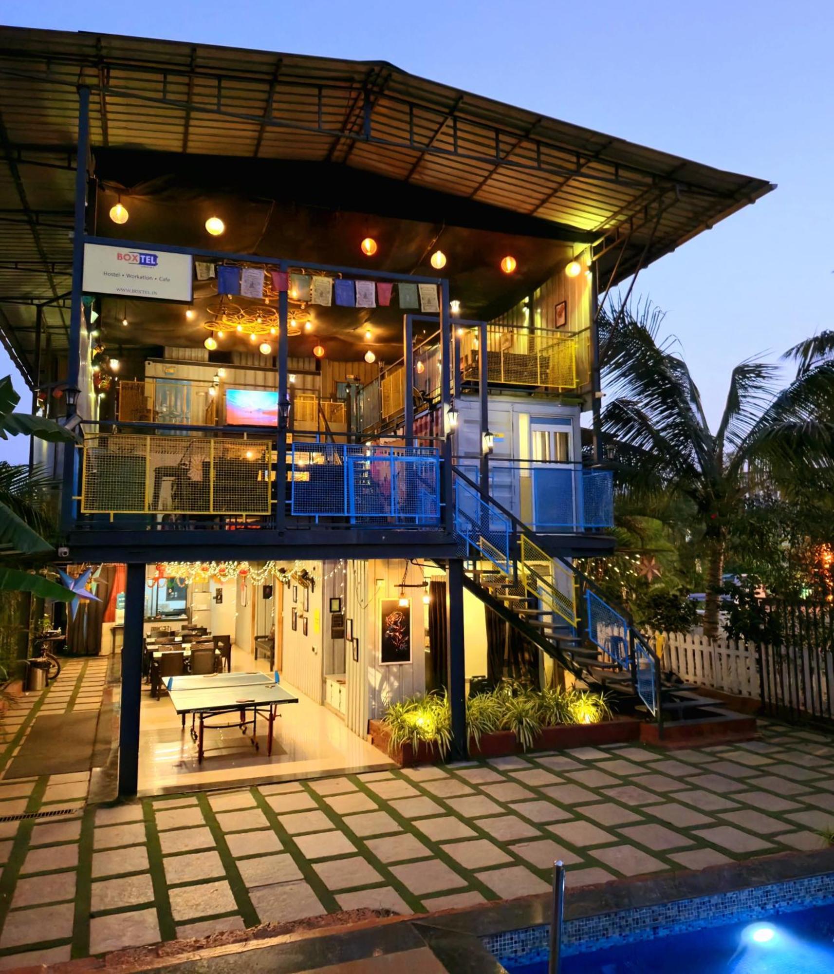 Boxtel Lonavala Hostel Ngoại thất bức ảnh