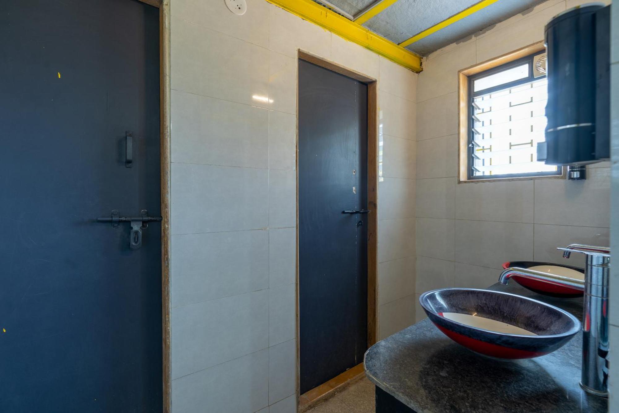 Boxtel Lonavala Hostel Ngoại thất bức ảnh