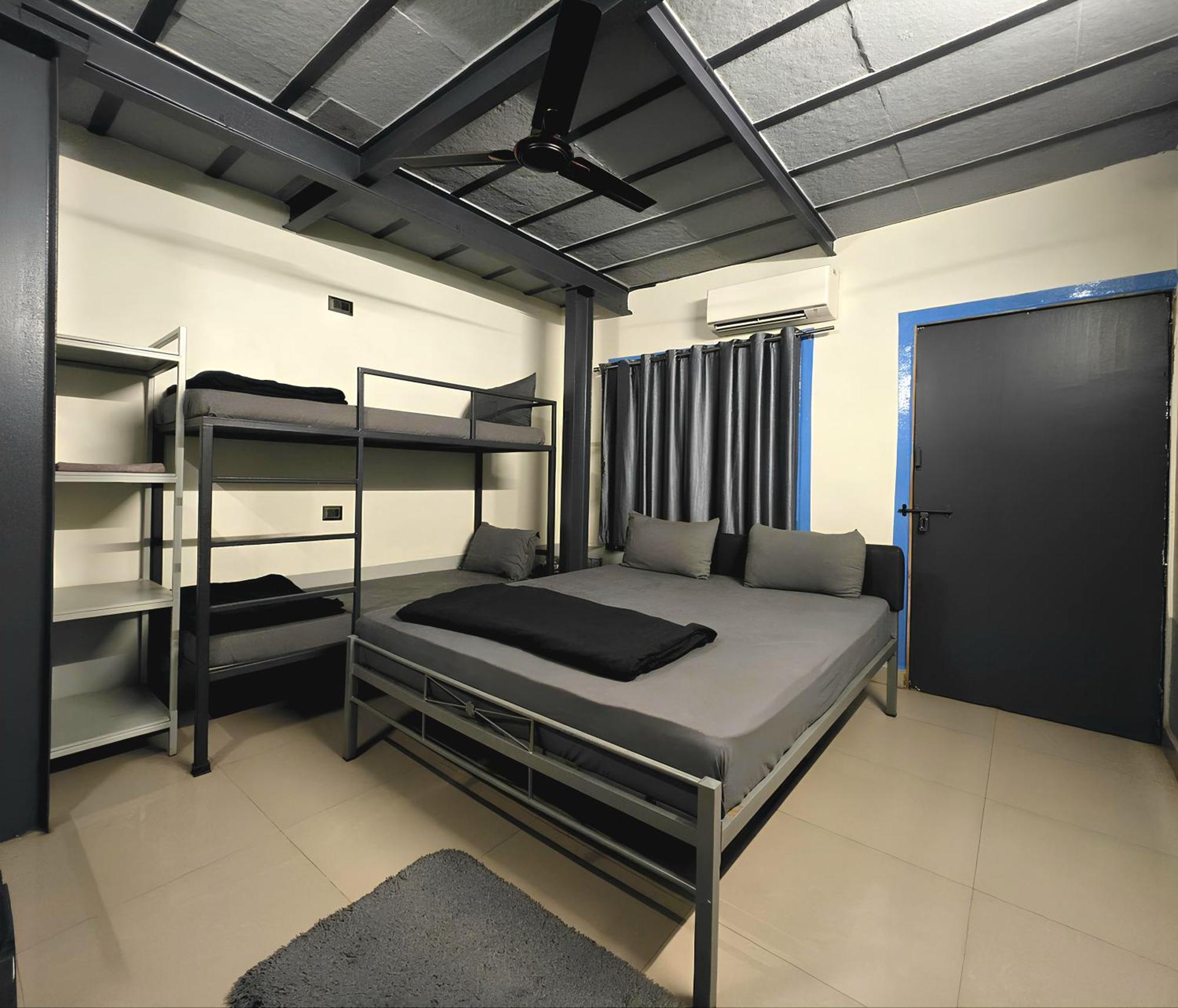 Boxtel Lonavala Hostel Ngoại thất bức ảnh