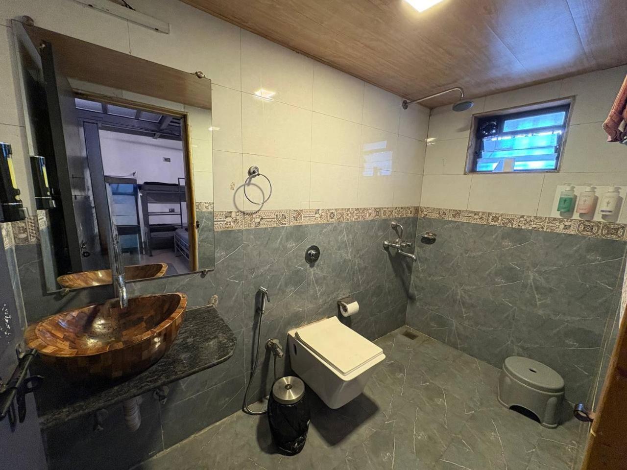 Boxtel Lonavala Hostel Ngoại thất bức ảnh